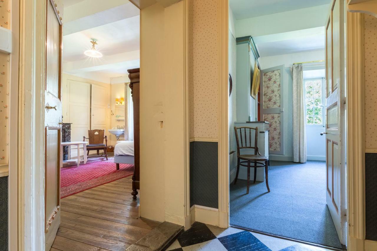 Domaine De L'Amiral Bed & Breakfast Saint-Laurent-du-Pape Exterior photo