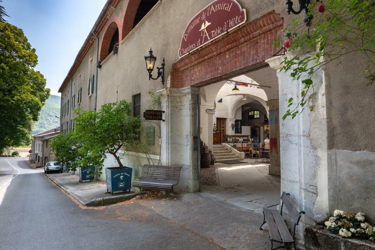 Domaine De L'Amiral Bed & Breakfast Saint-Laurent-du-Pape Exterior photo